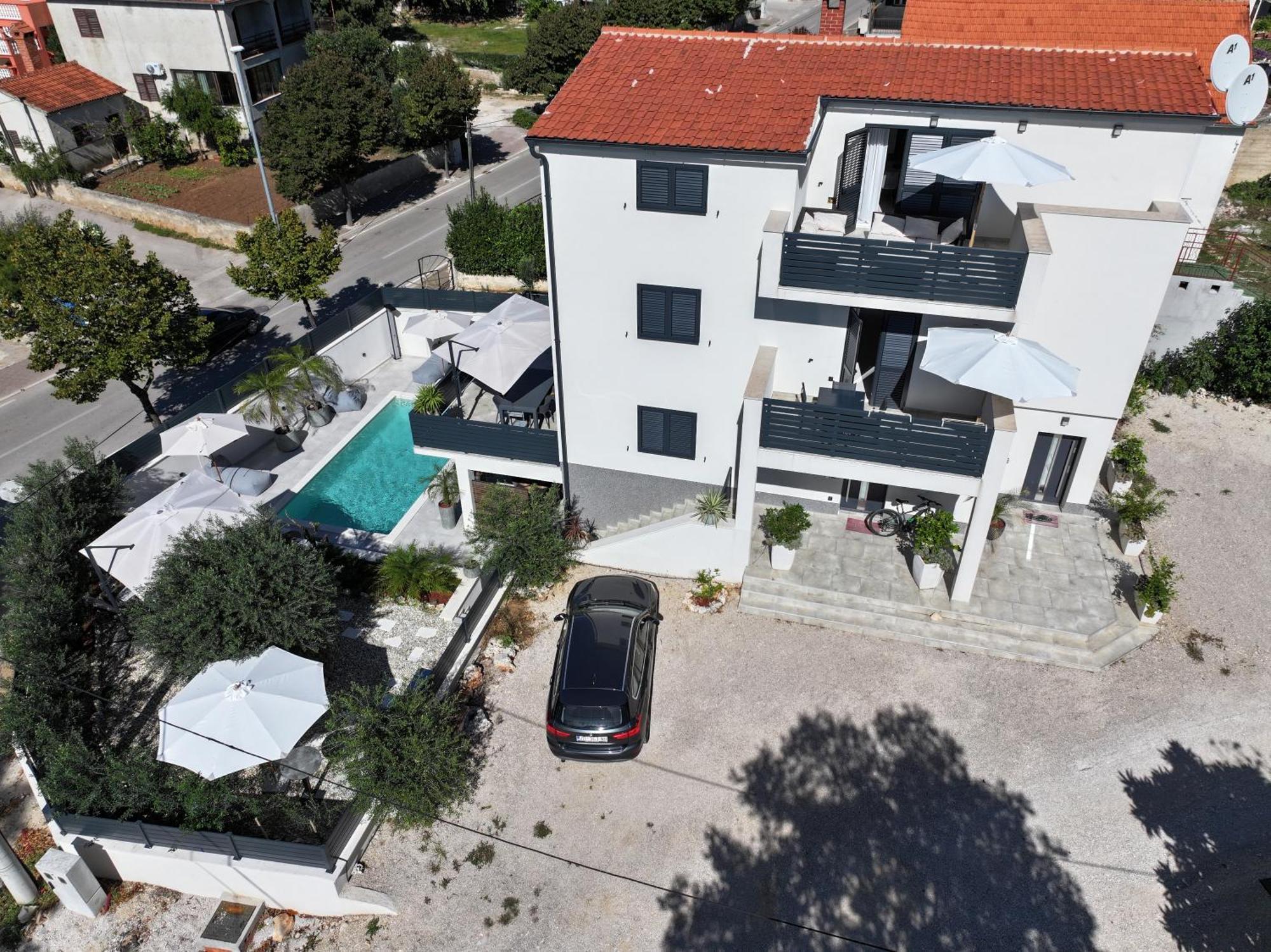 Didixi Apartments Pakoštane Exteriör bild