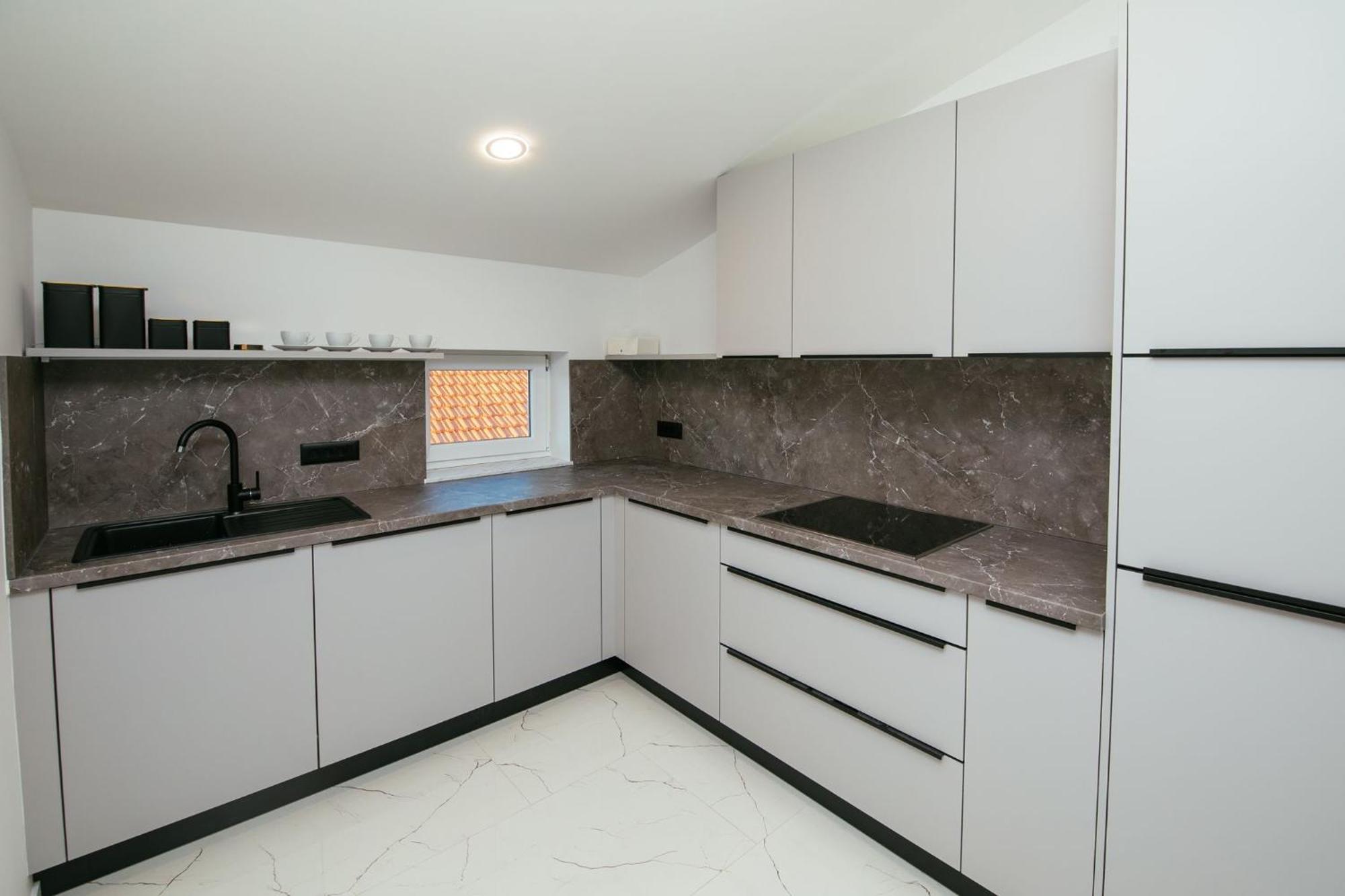 Didixi Apartments Pakoštane Exteriör bild