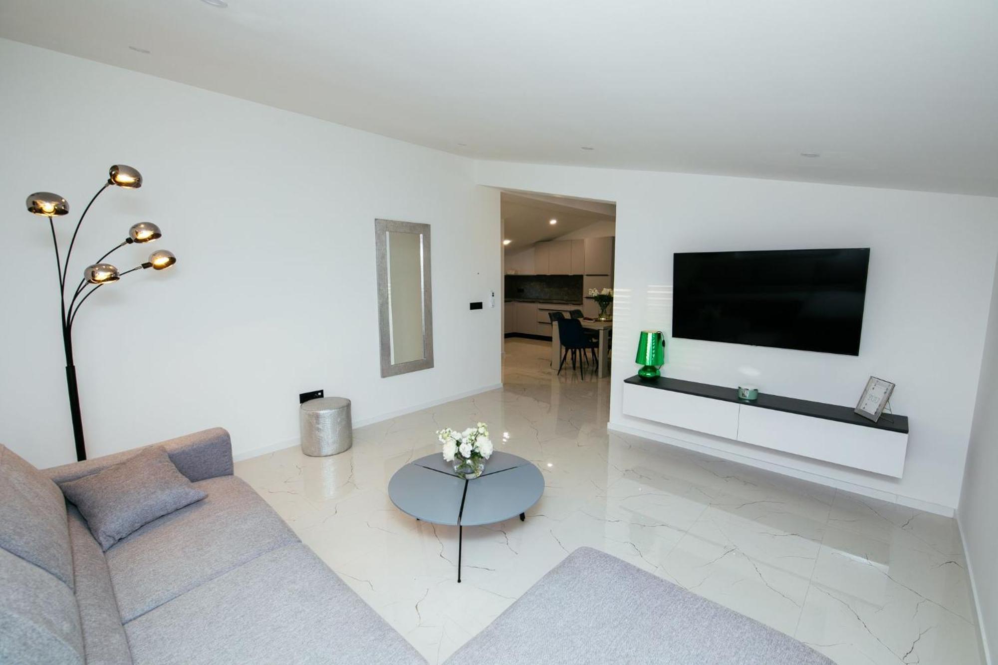 Didixi Apartments Pakoštane Exteriör bild
